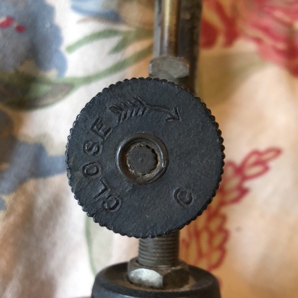 ANTIQUE 20-30’s COLEMAN Lamp Co Wichita Kansas USA Silver Fuel Base Vessel RARE - Picture 8 of 16